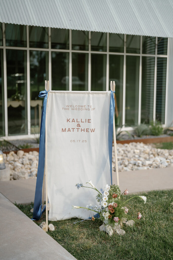 Linen wedding welcome signs are gorgeous for movement